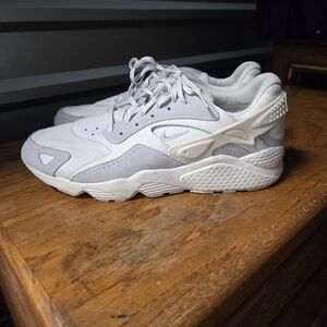Nike Air Huarache Runner